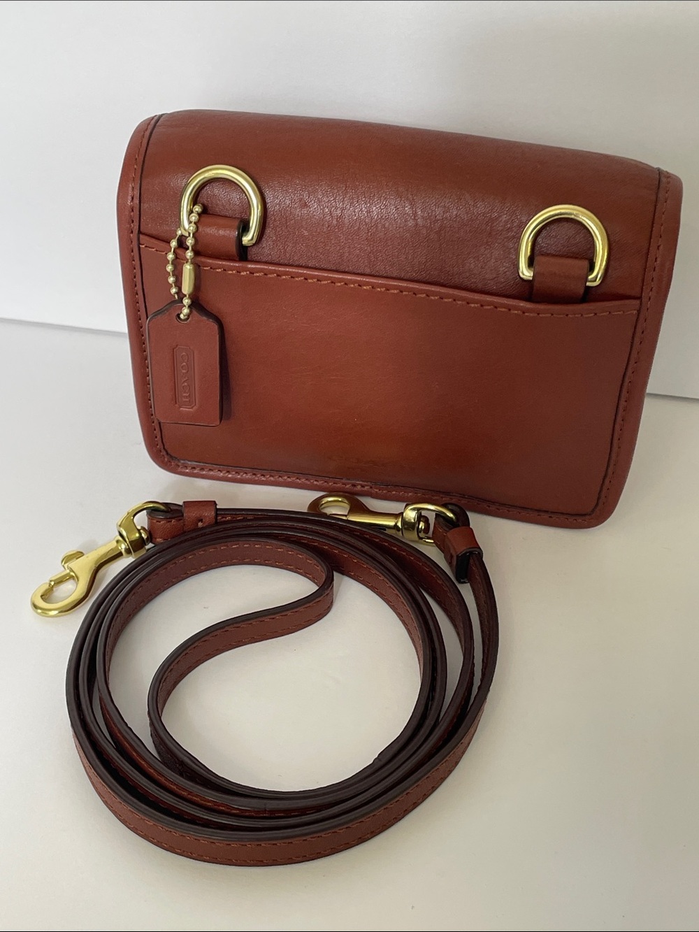 Coach Legacy Leather Mini Turnlock Crossbody | Pouch | Clutch - Picture 3 of 11